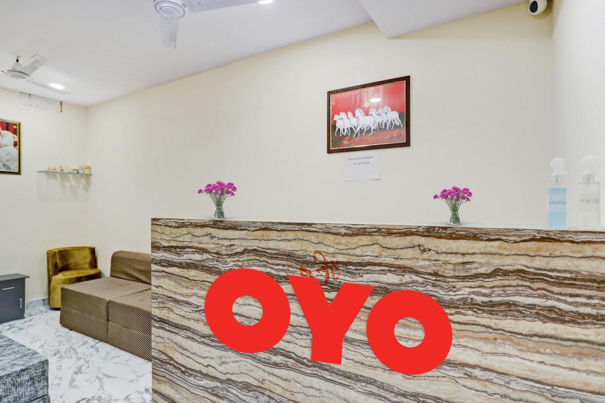Hotel O Royal Lotus Stay Near Ip Extension Metro Station 新德里 外观 照片